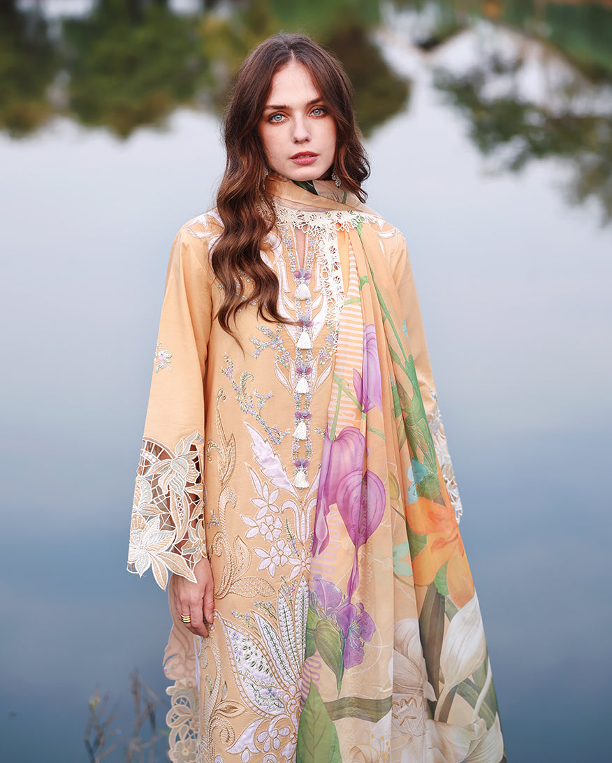Mushq | The Secret Garden Lawn | Wisteria Veil