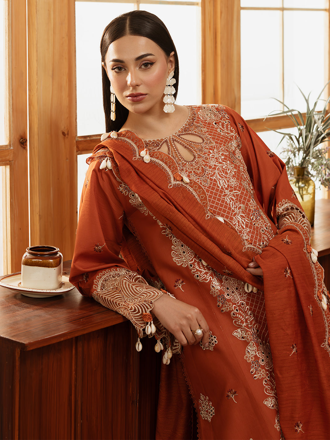 Mahnur | Florence Luxury Lawn 25 | ZIMAL