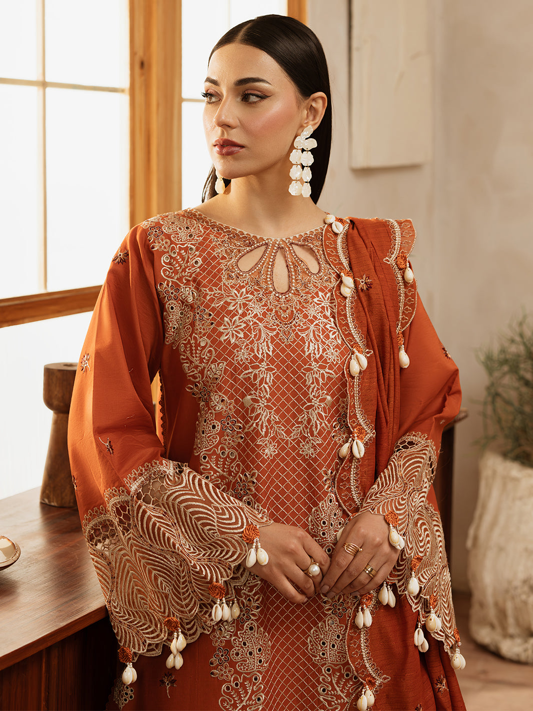 Mahnur | Florence Luxury Lawn 25 | ZIMAL