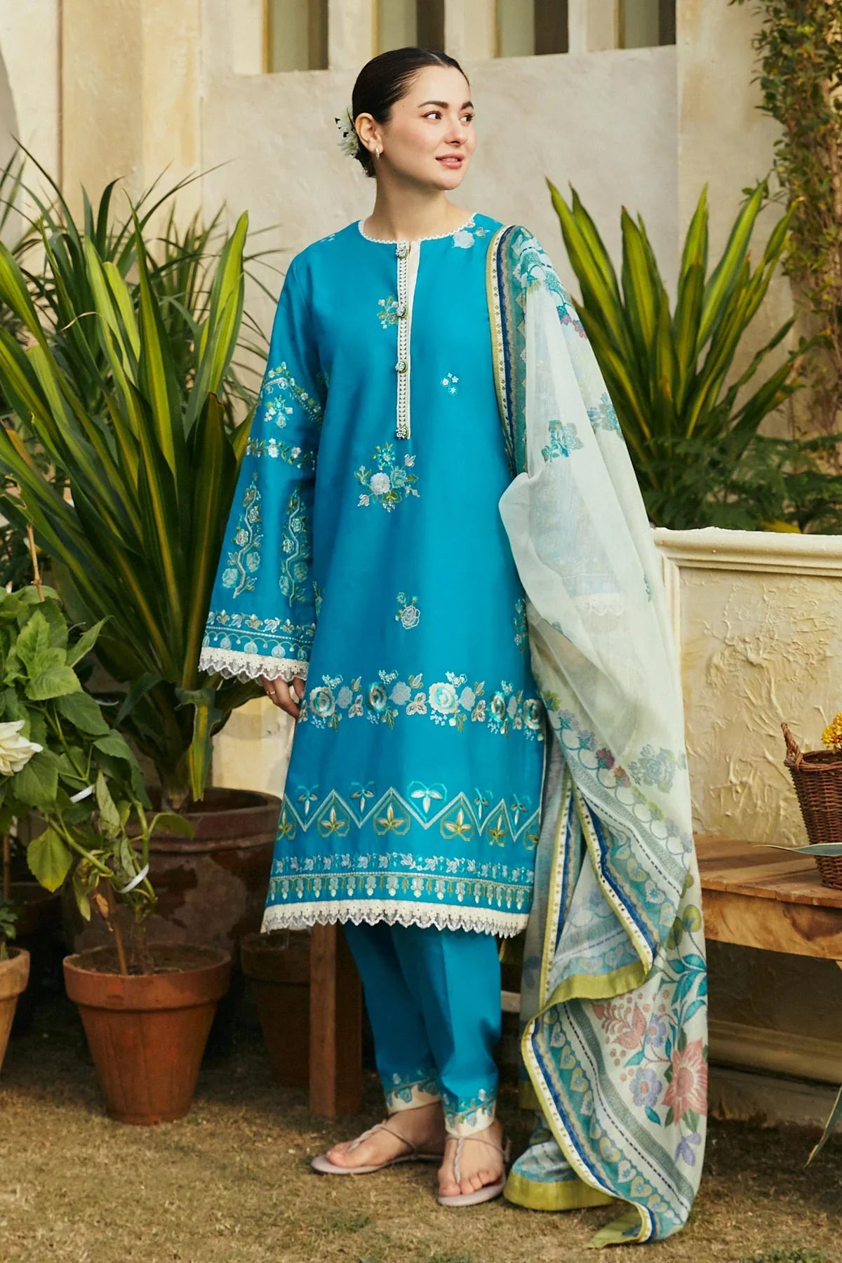 Zara Shahjahan | Coco Lawn 24 | ZOYA-8B