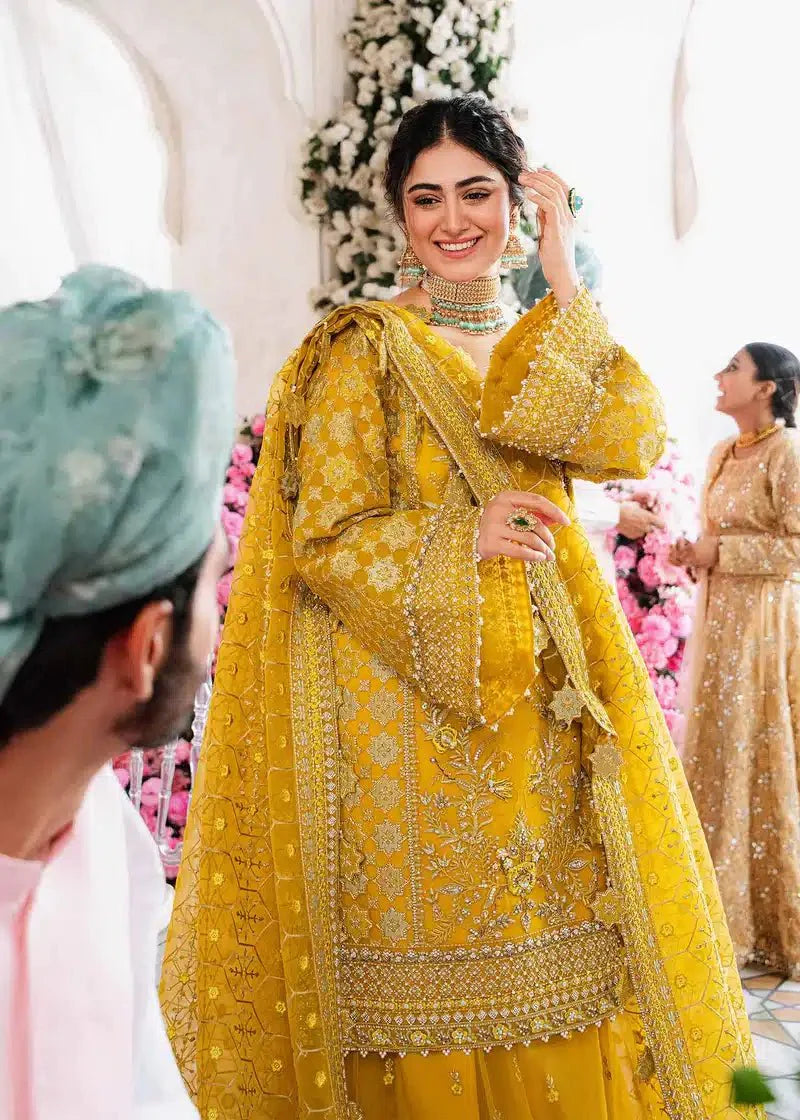Akbar Aslam | Shadmani Luxury Formals 23 | Meena