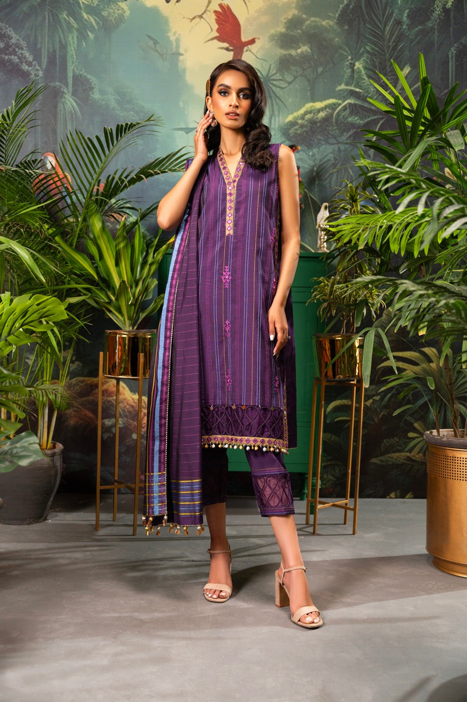 Alkaram | Luxury Lawn 24 | EC-18-24