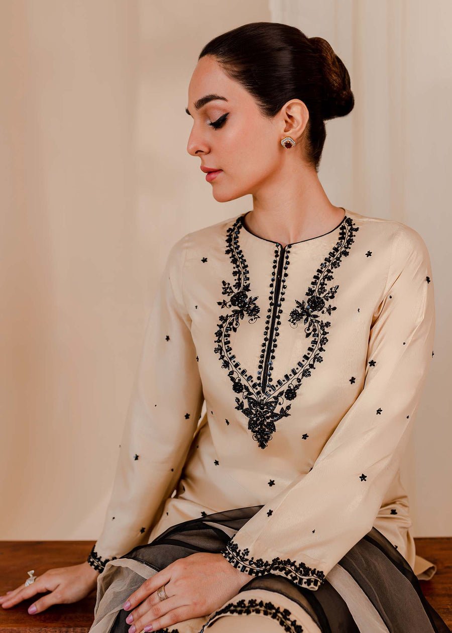Allure | Denara Formals | LAUREN