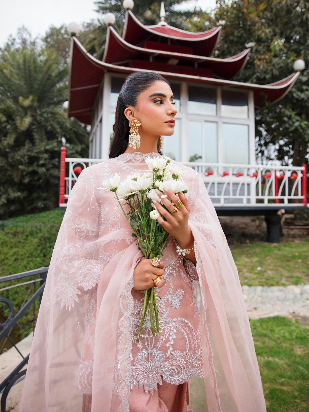 Amroz Atelier | Aerien Formals | Leia