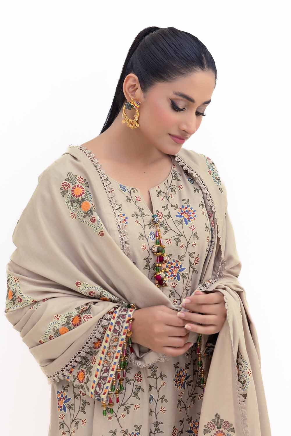 Gul Ahmed | Winter Collection 24 | Acrylic Dupatta AP-42007