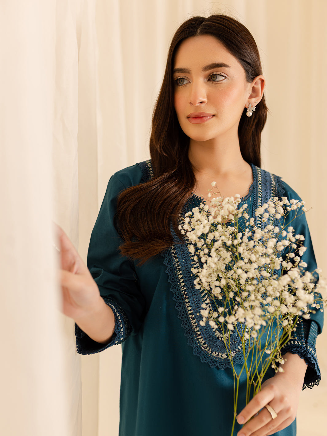 Mahnur | Petal Whispers Lawn Pret | Asteria