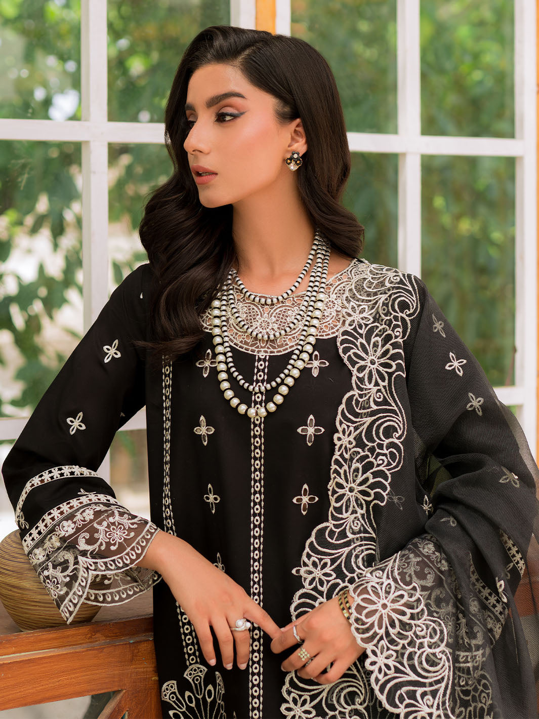 Mahnur | Bella Lawn 24 | BL - 10