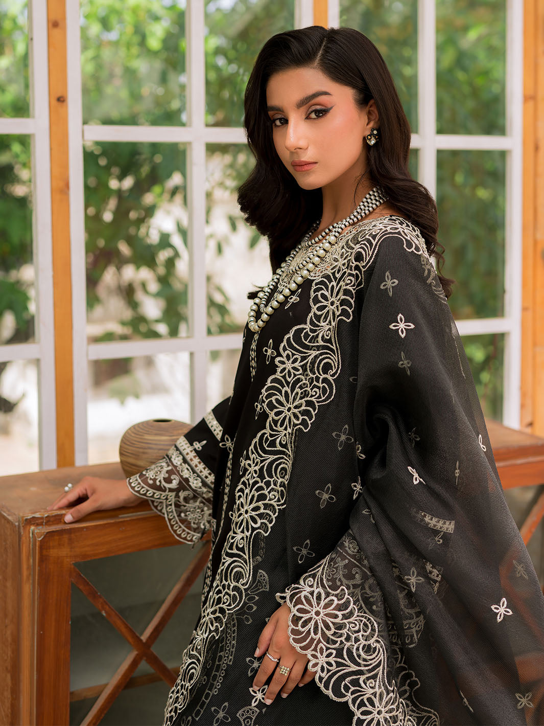 Mahnur | Bella Lawn 24 | BL - 10
