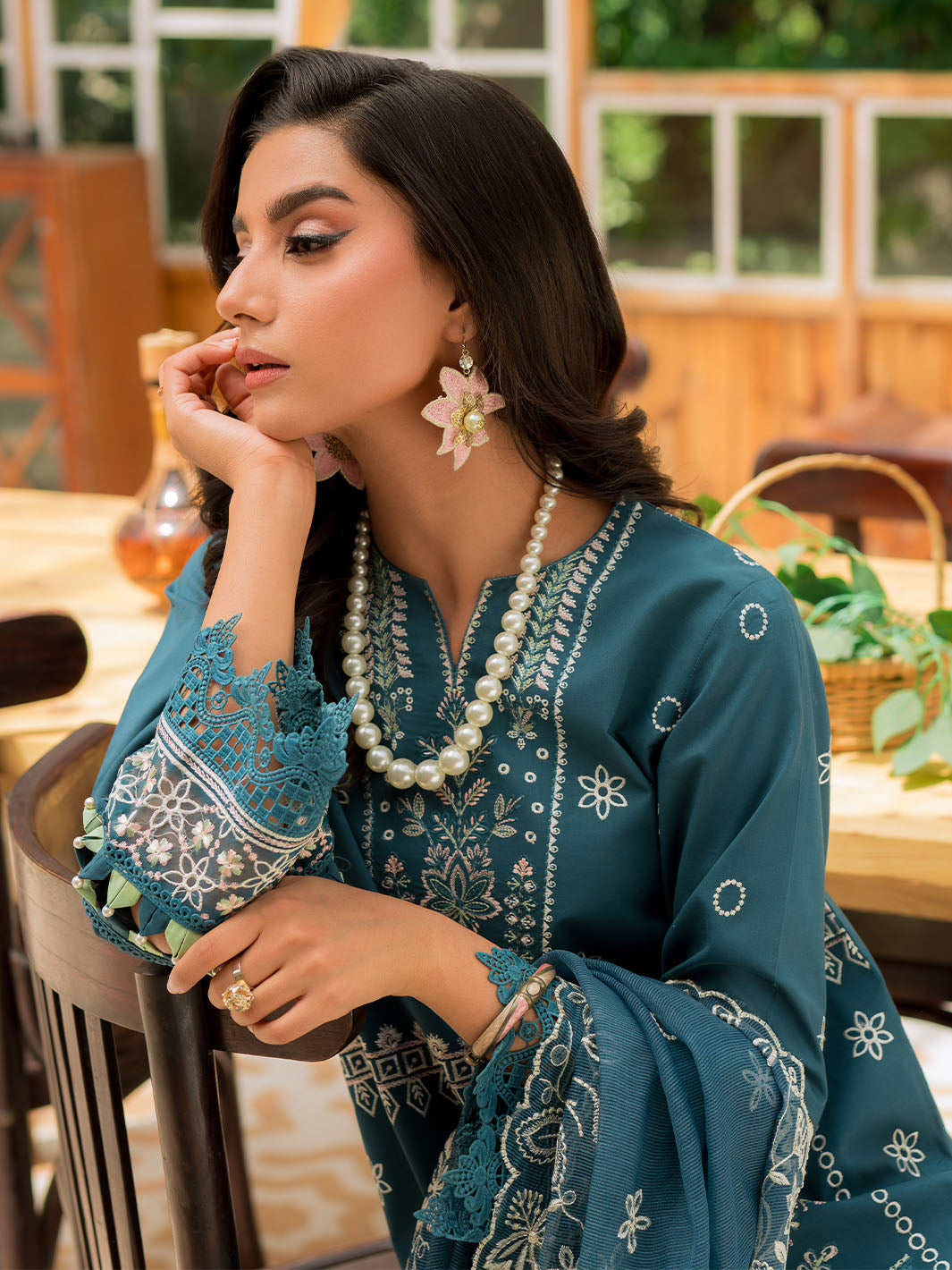 Mahnur | Bella Lawn 24 | BL - 01
