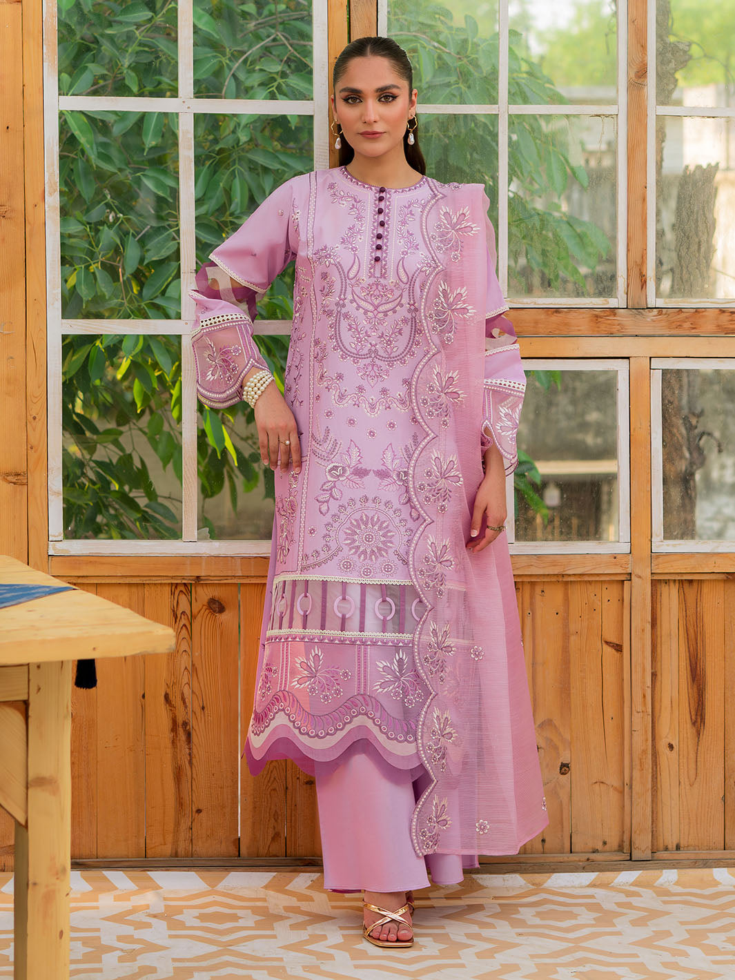 Mahnur | Bella Lawn 24 | BL - 05