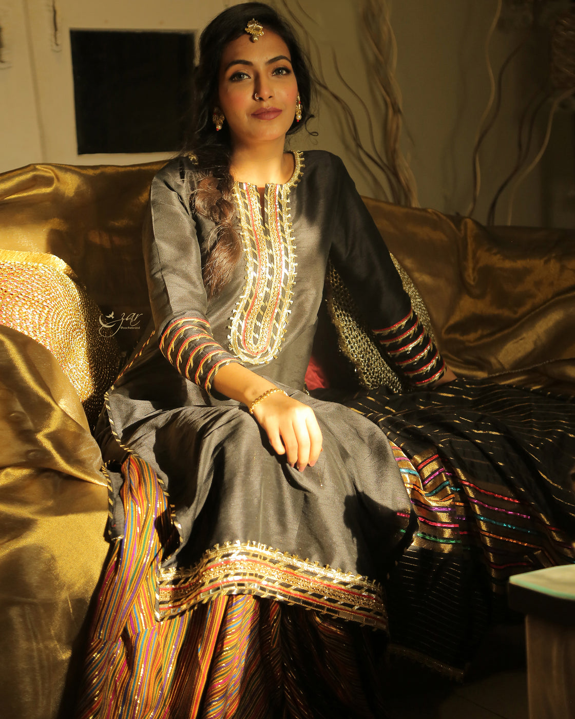 Zar | Gharara Formals | 3 PIECE EMBELLISHED SUIT - Black