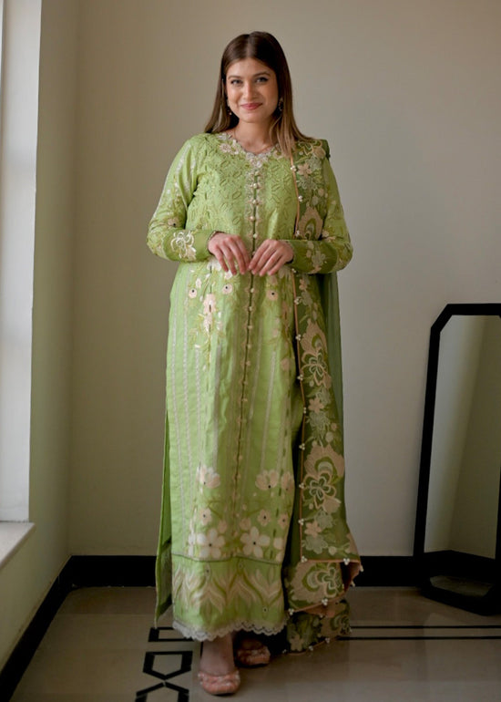 Shurooq | Luxury Lawn 24 | OLIVIA