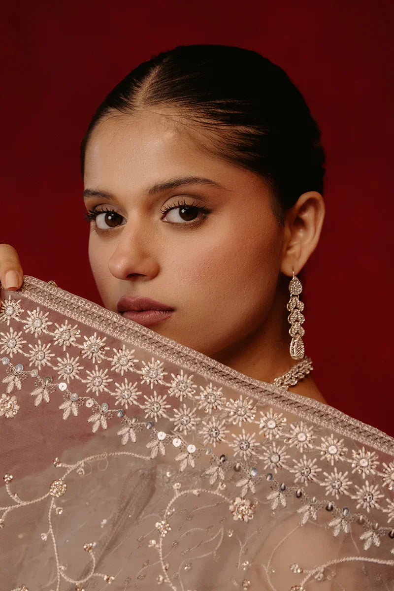 Cross Stitch | Luxe Atelier 24 | Opulence Tint