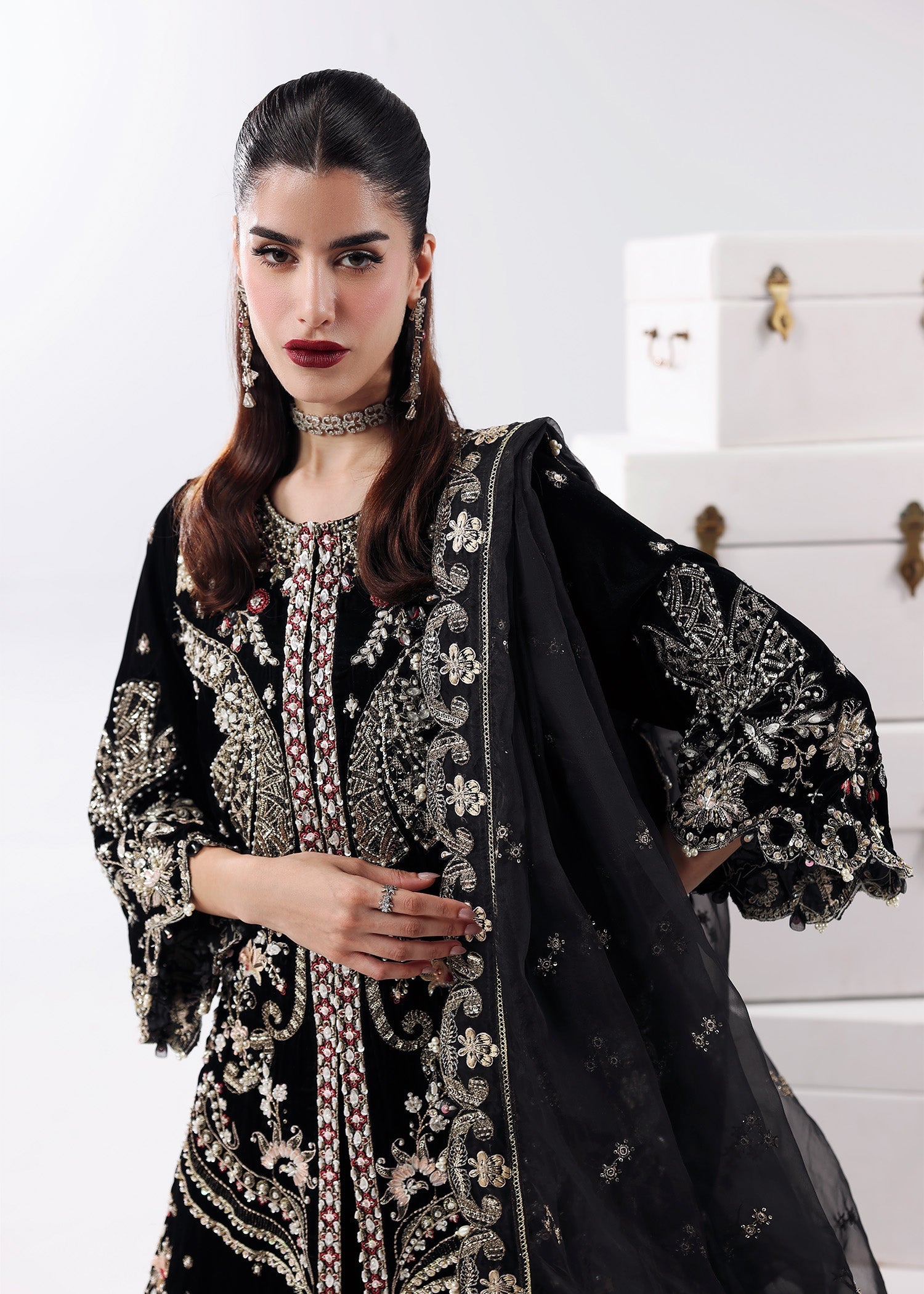 Sardinia | Lamore Luxury Handwork Edit 25 | Black Swan