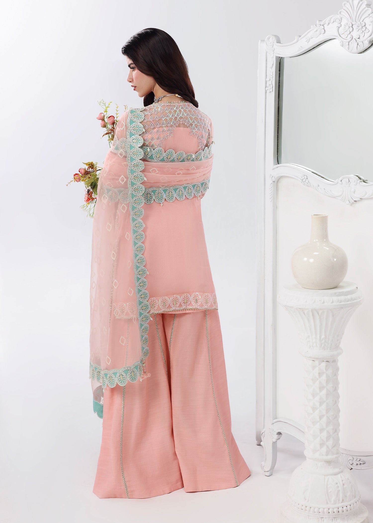 Sardinia | Lamore Luxury Handwork Edit 25 | Rose Dust
