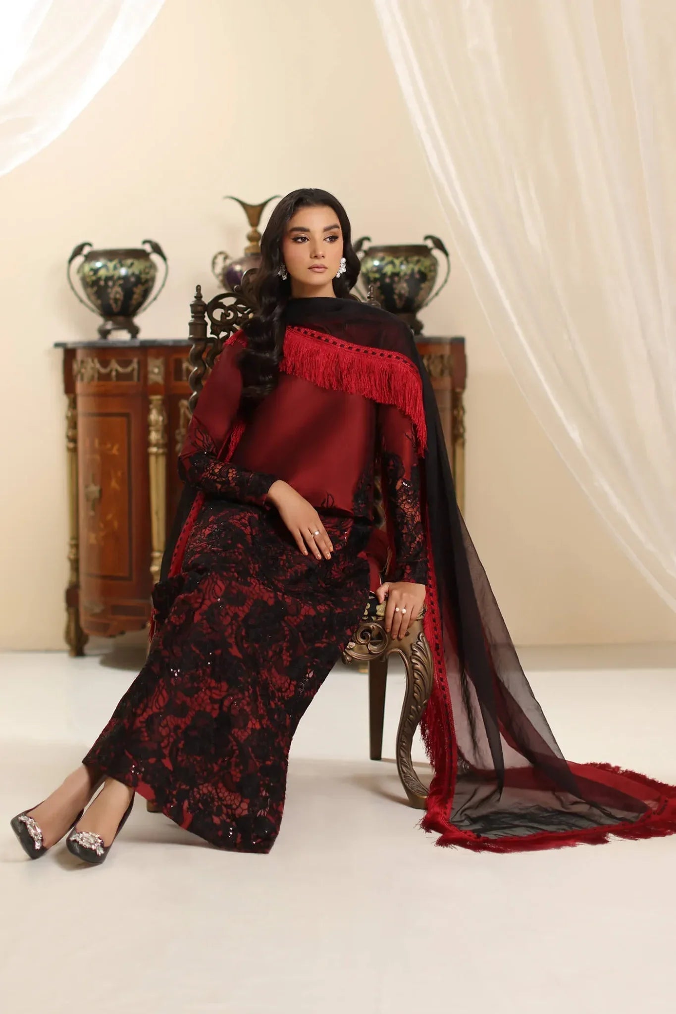 Musferah Saad | Amor A La Vida | Dark Rose