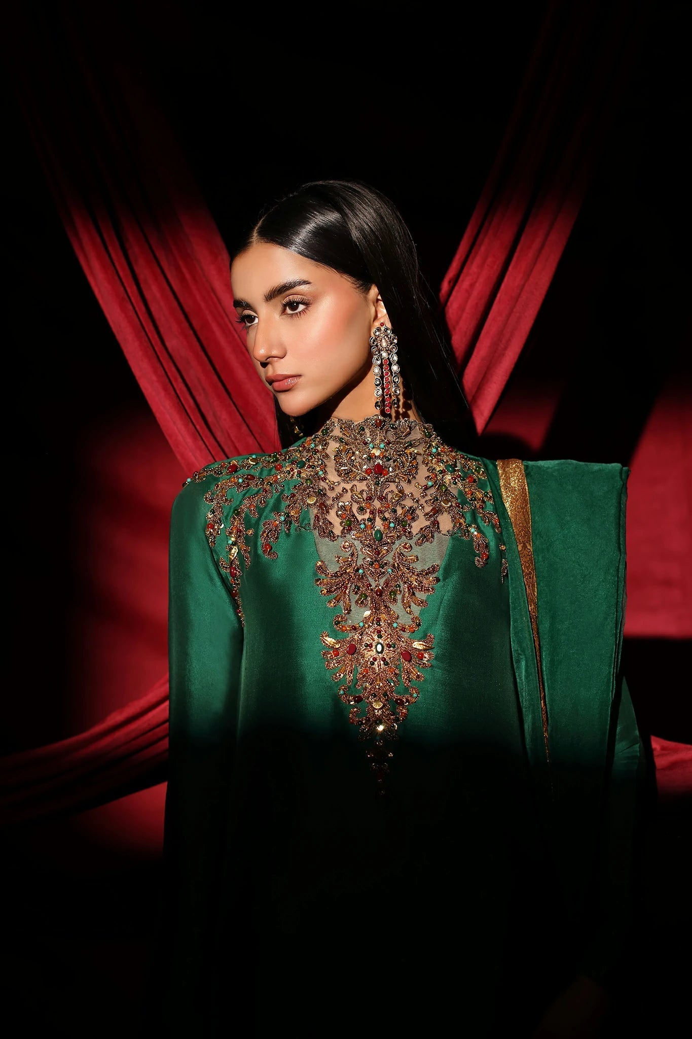 Musferah Saad | The Glamorous | The Emerald Queen