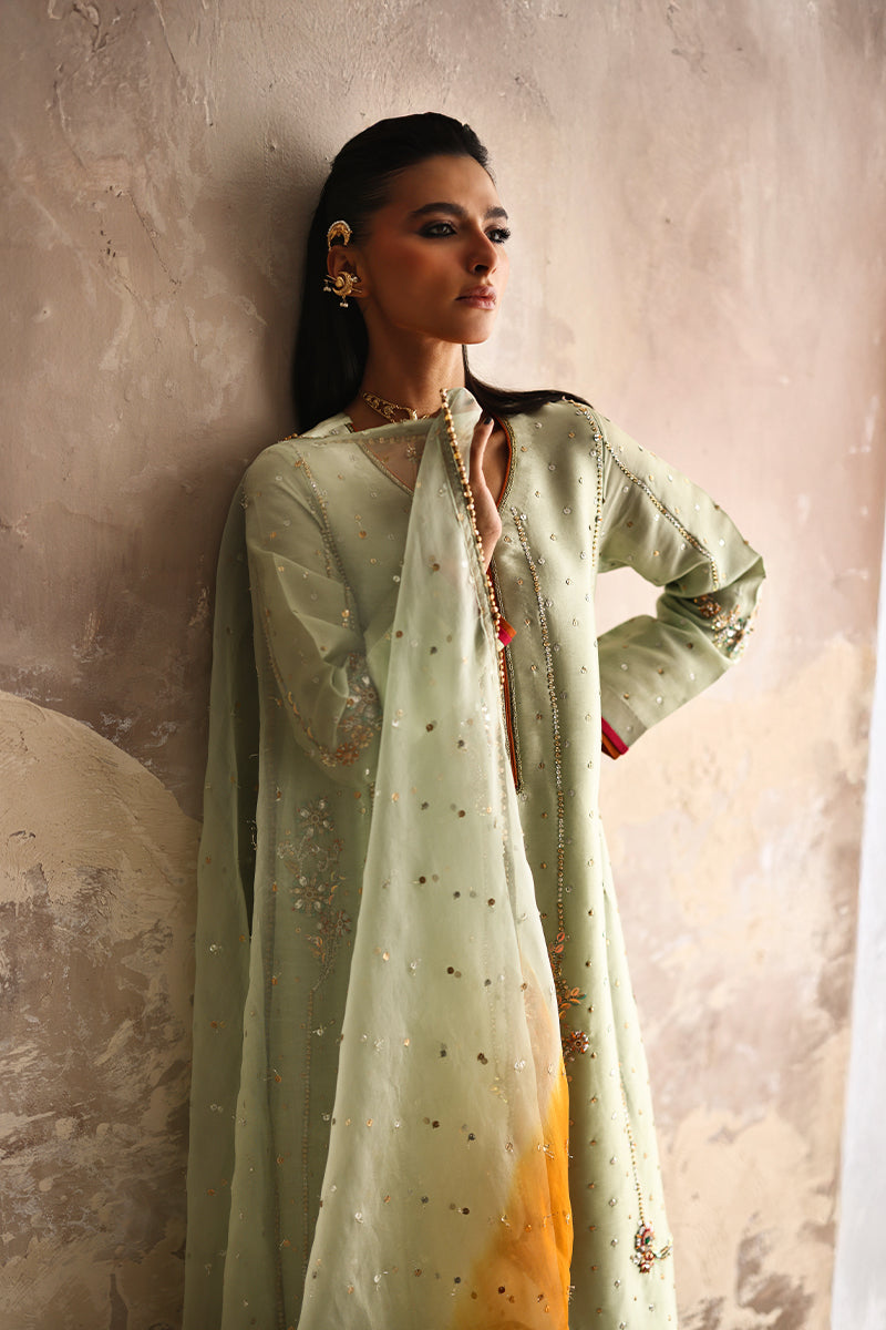 Wardha Saleem | Layla Formals 25 | Mishk