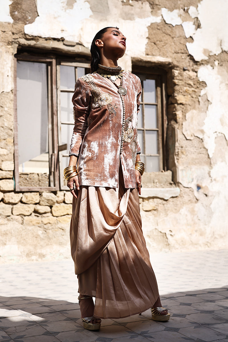 Wardha Saleem | Pure Velvet 25 | Nuha