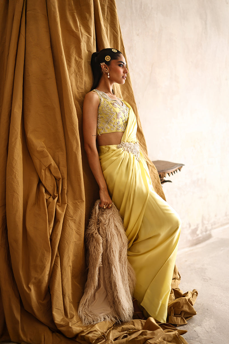 Wardha Saleem | Layla Formals 25 | Dilruba
