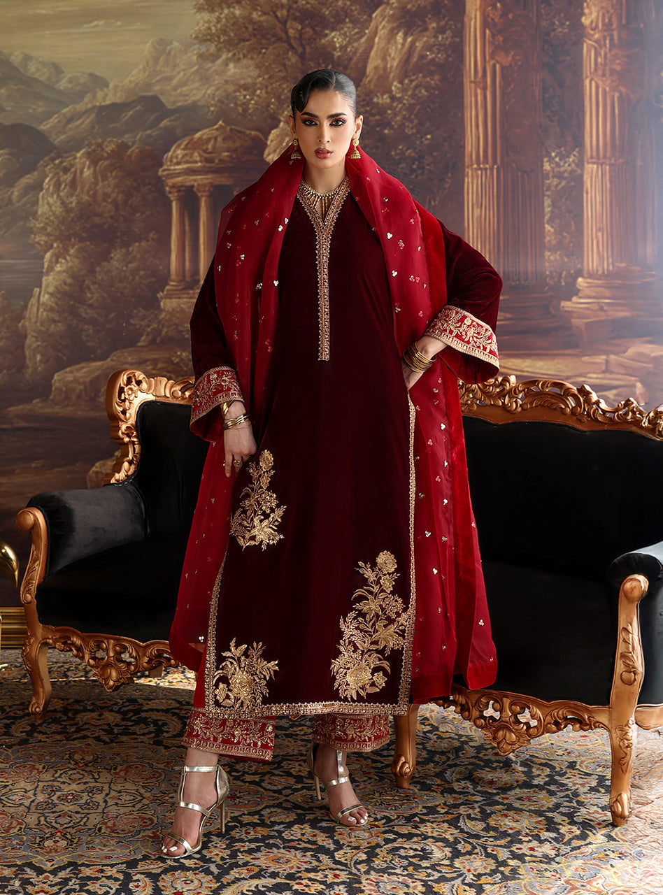 Zainab Chottani | Velura Velvet Edit 25 | Nur Long Shirt