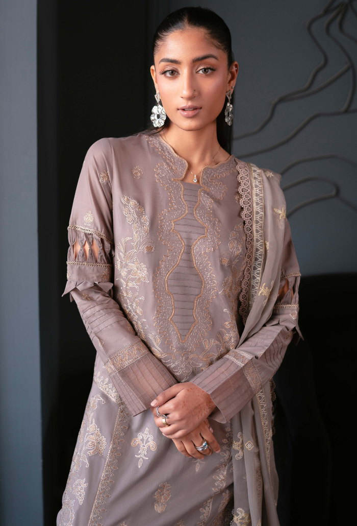 Humdum | Meraki Lawn 24 | d07