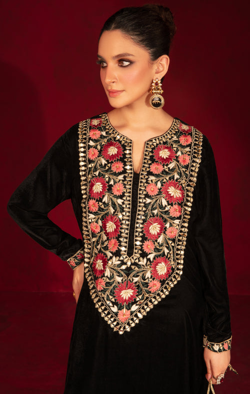 Maya | Raazi Velvet 24 | ZEEST
