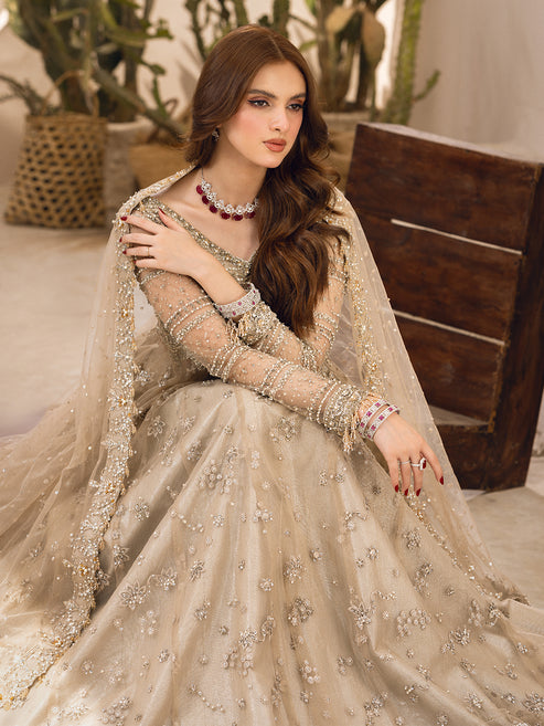 Epoque | Le Tresor Luxury Pret | ISABELLE