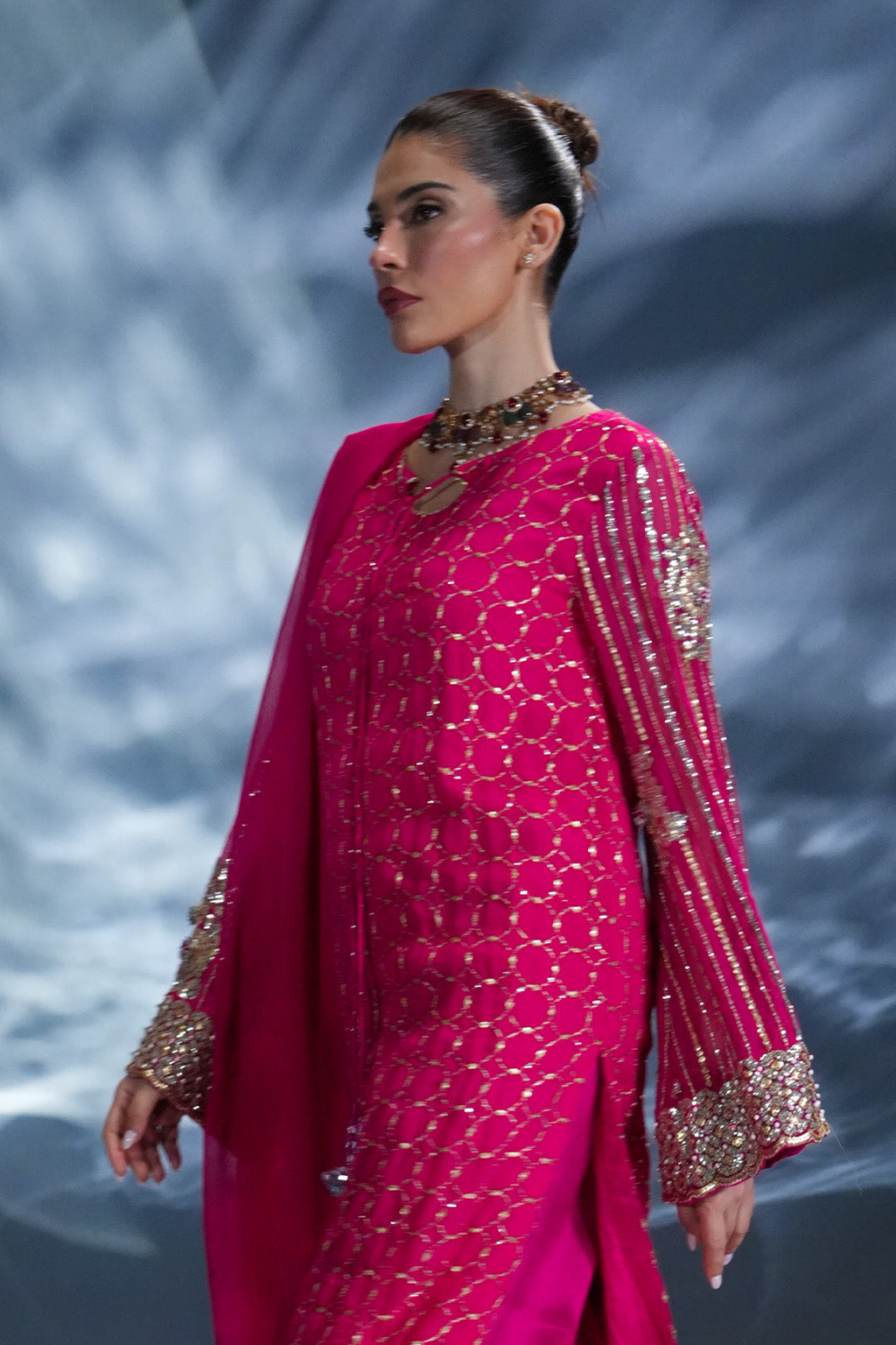 Amave | Oro Luxury Wear | AM-04
