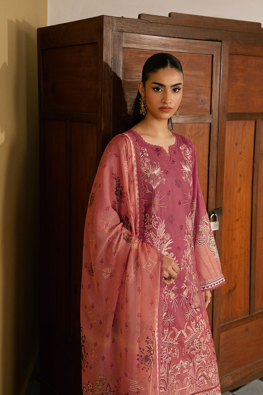 Ramsha | Mashal Luxury Lawn | L-1611