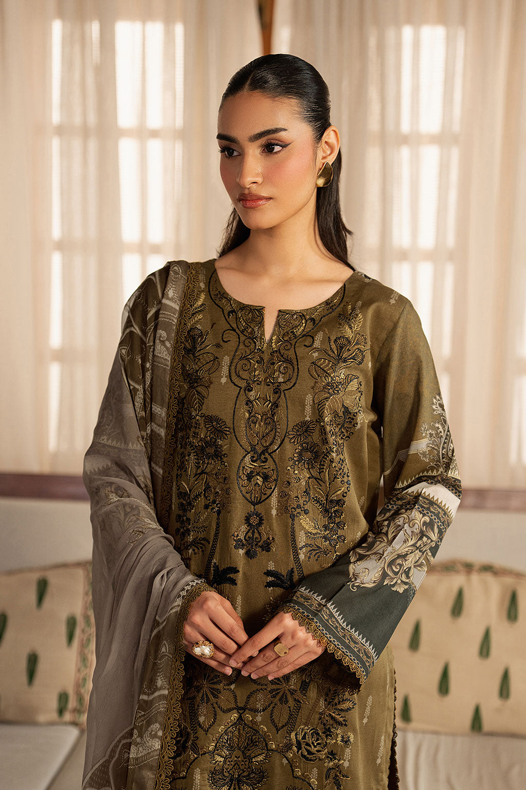 Ramsha | Mashal Luxury Lawn | L-1612
