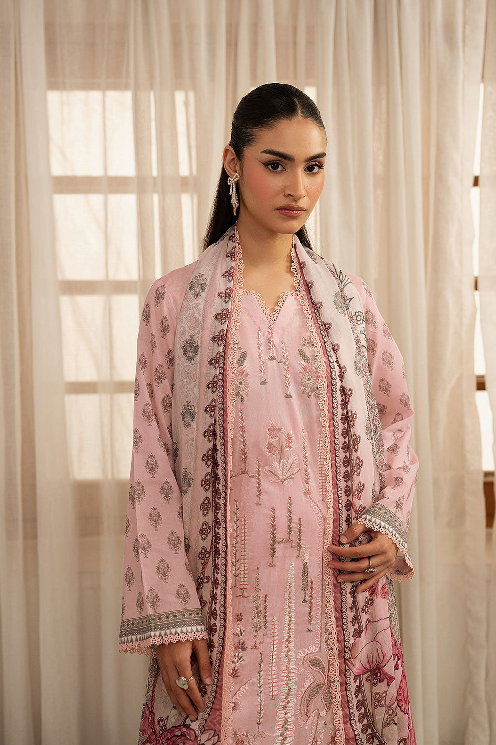 Ramsha | Mashal Luxury Lawn | L-1607