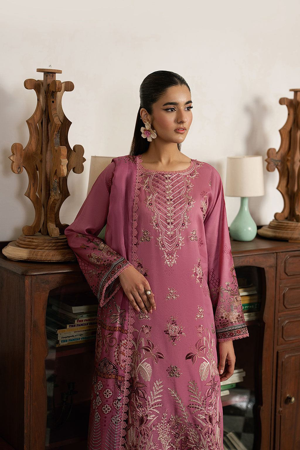 Ramsha | Mashal Luxury Lawn | L-1602