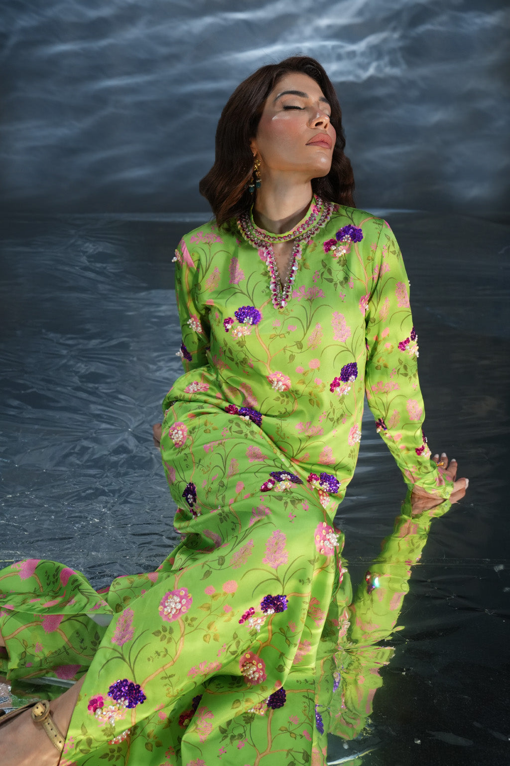 Amave | Oro Luxury Wear | AM-06