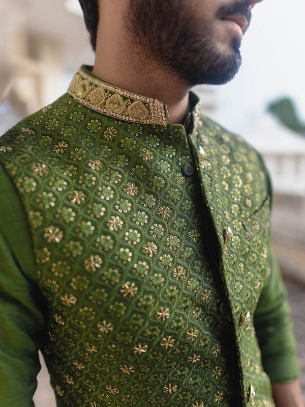Pakistani Menswear | MAYA-HAKAN