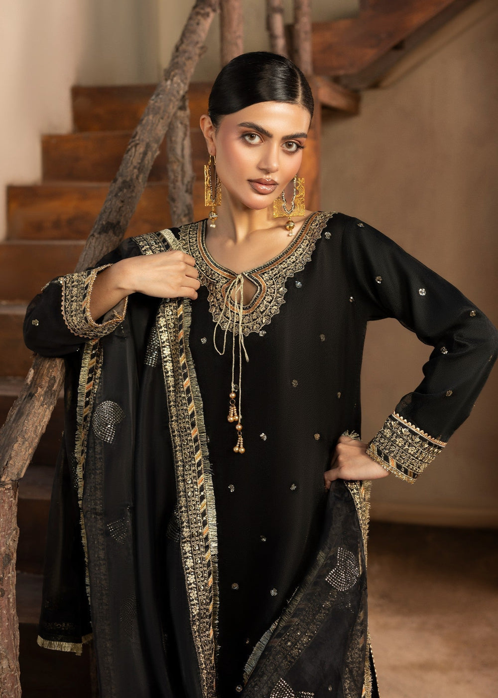 Diara Couture | Rangrez Luxe Pret | DF-46 - BLACK