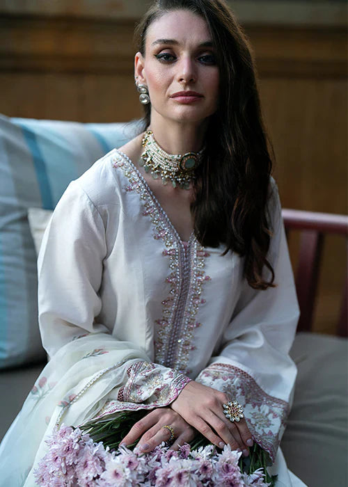 Mehak Yaqoob | Marvi Collection | Zhala