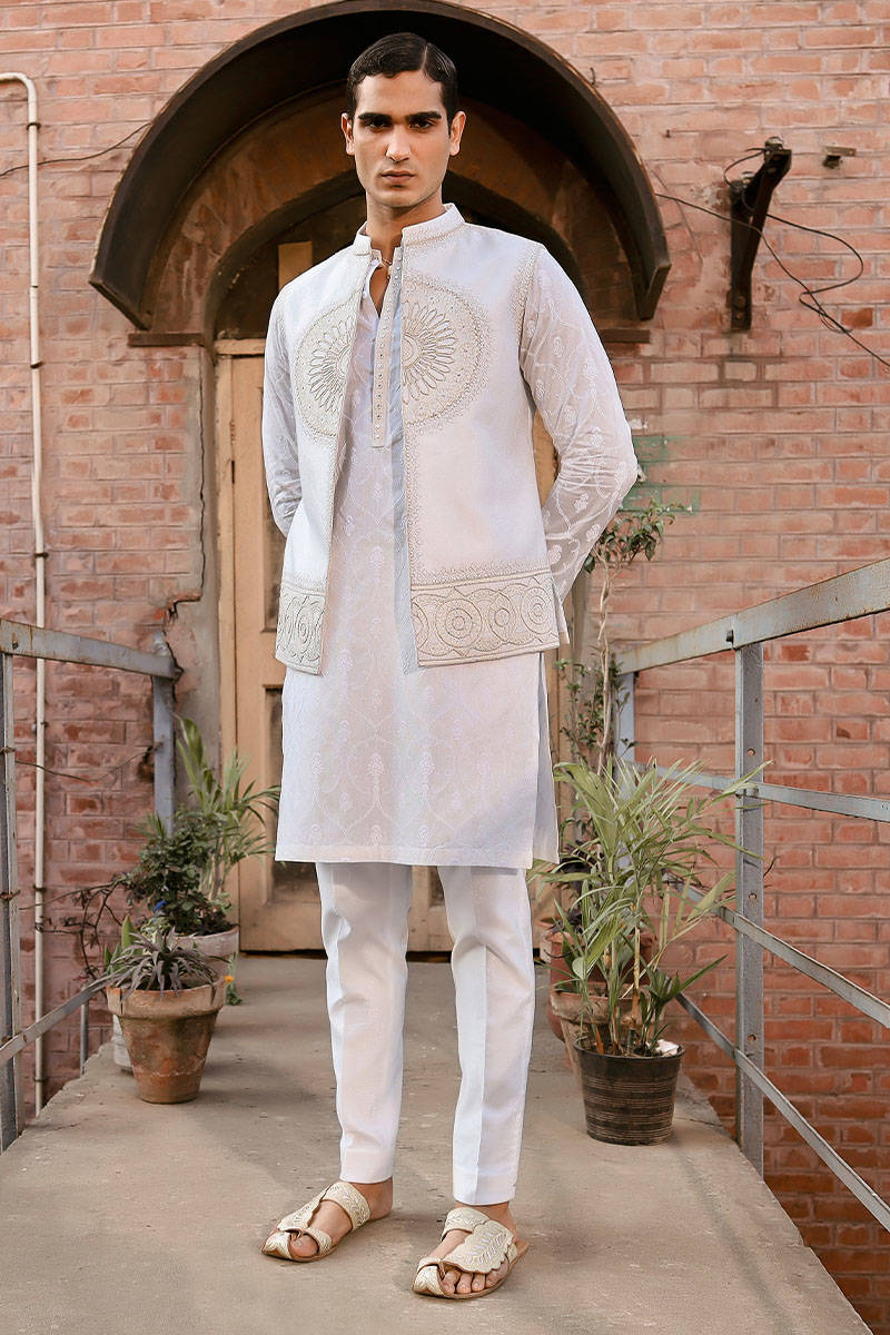 Pakistani Menswear | MNR-SAFEER