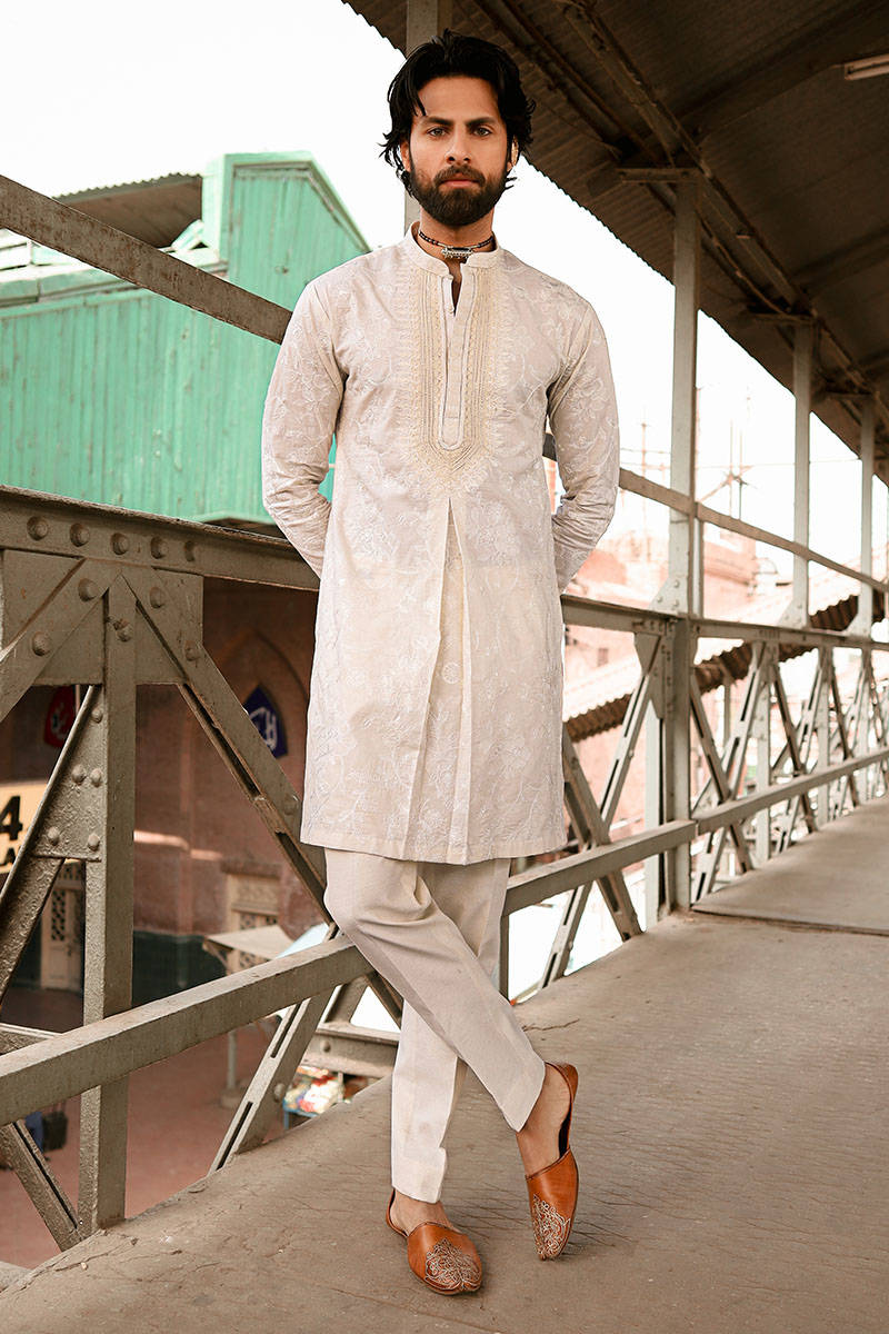 Pakistani Menswear | MNR-BAHRAM