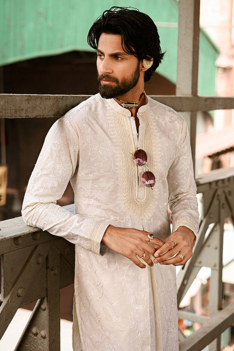 Pakistani Menswear | MNR-BAHRAM