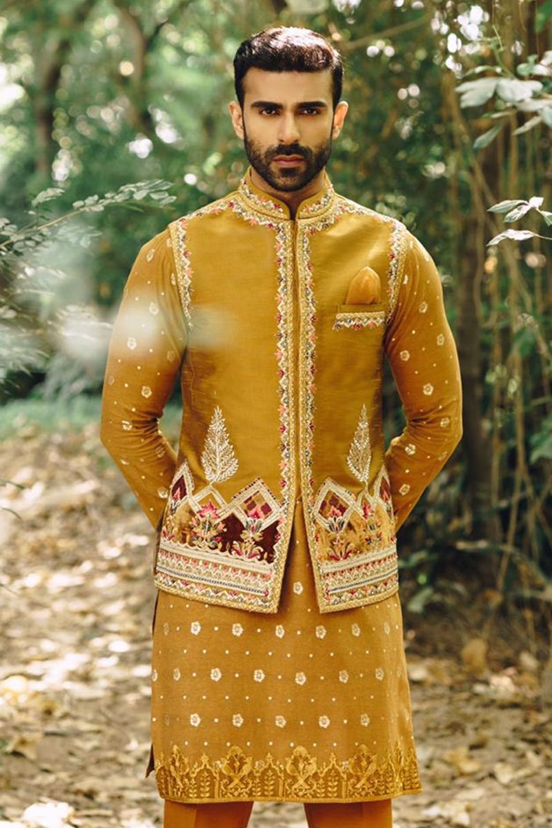 Pakistani Menswear | MNR-JALAL