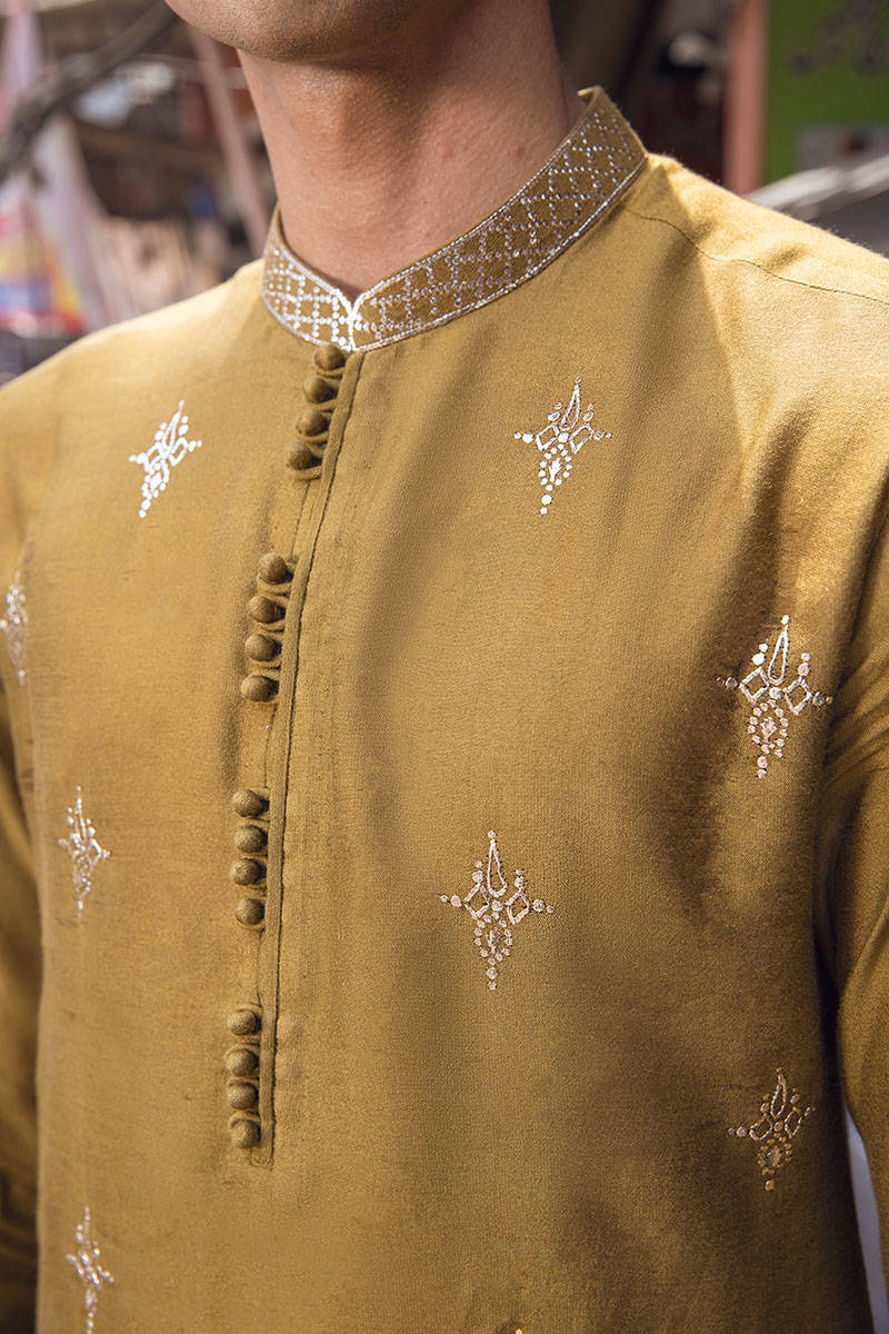 Pakistani Menswear | MNR-CHANDUN