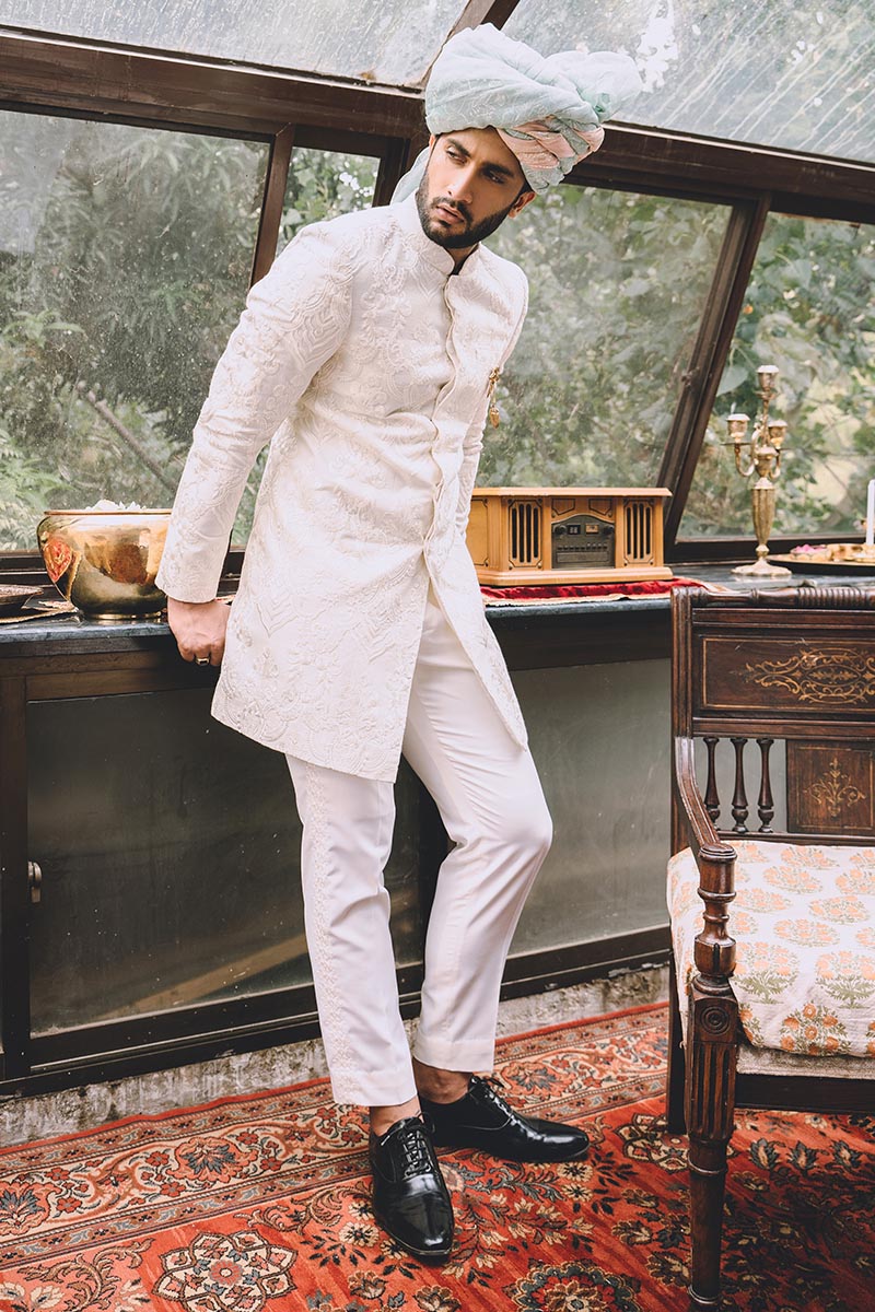 Pakistani Menswear | MNR-MAAFTI
