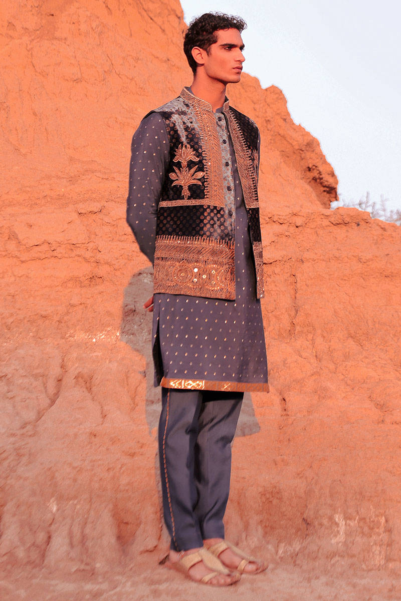 Pakistani Menswear | MNR-APC