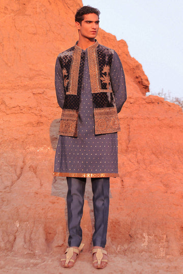 Pakistani Menswear | MNR-APC