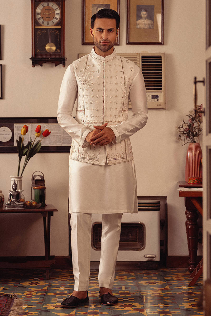 Pakistani Menswear | MNR-HAMDAM