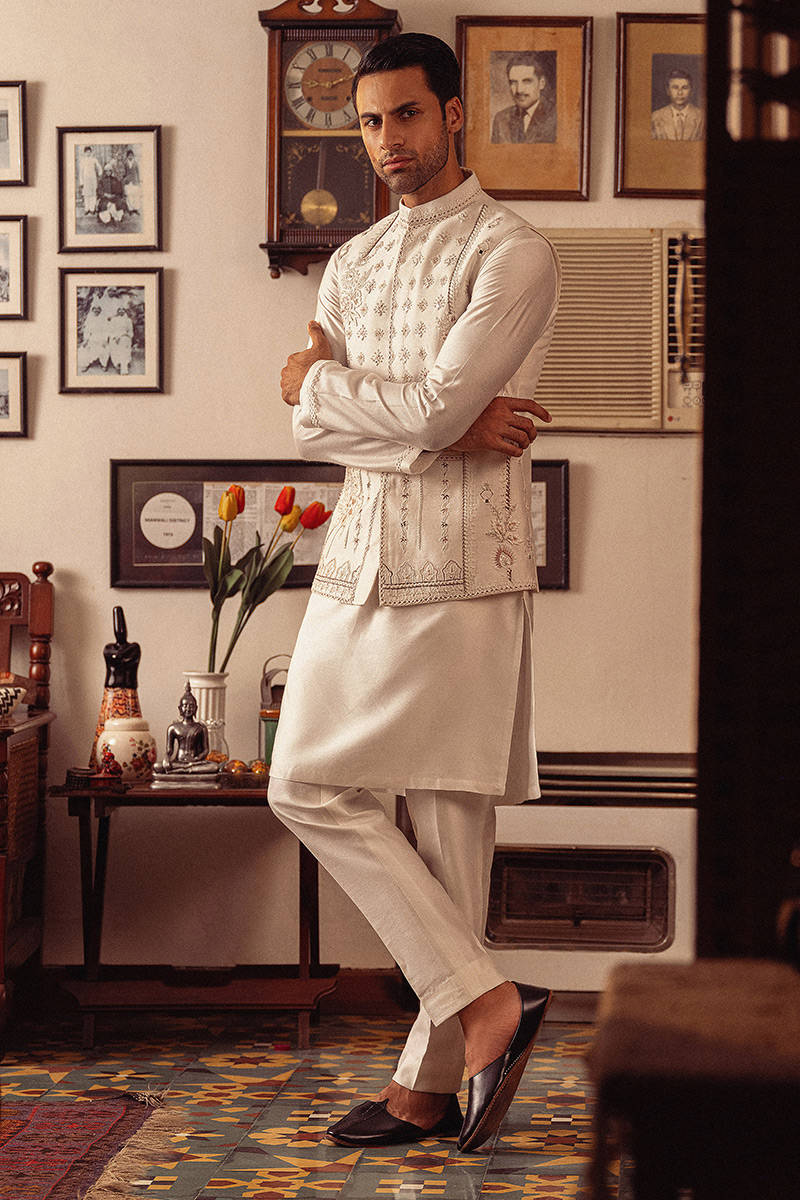 Pakistani Menswear | MNR-HAMDAM