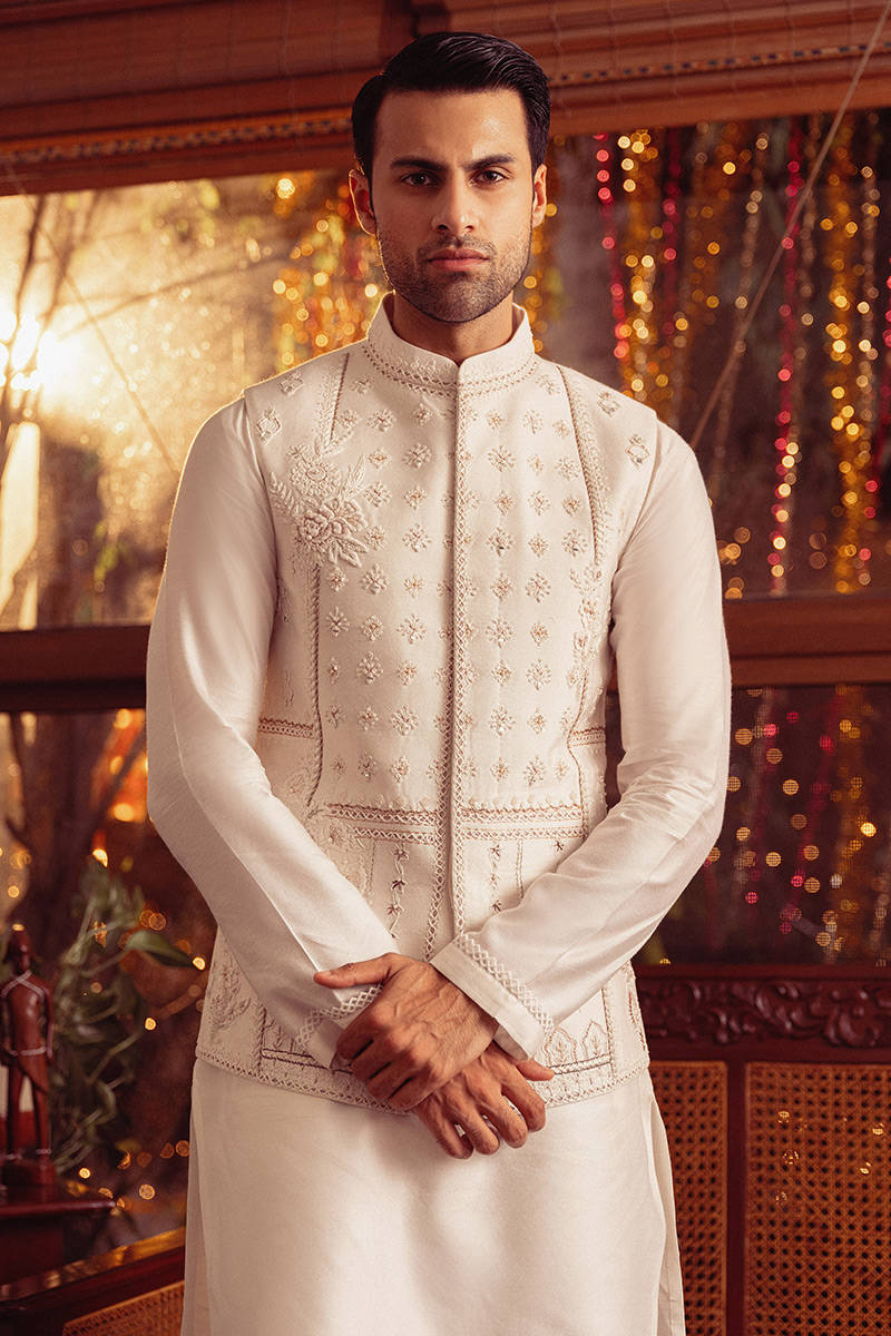 Pakistani Menswear | MNR-SEHRA