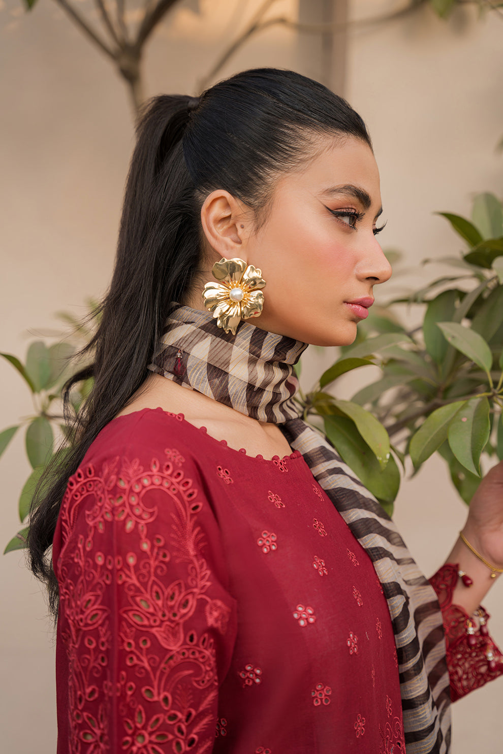 Neeshay | Symphony Luxury Lawn 24 | Cadence
