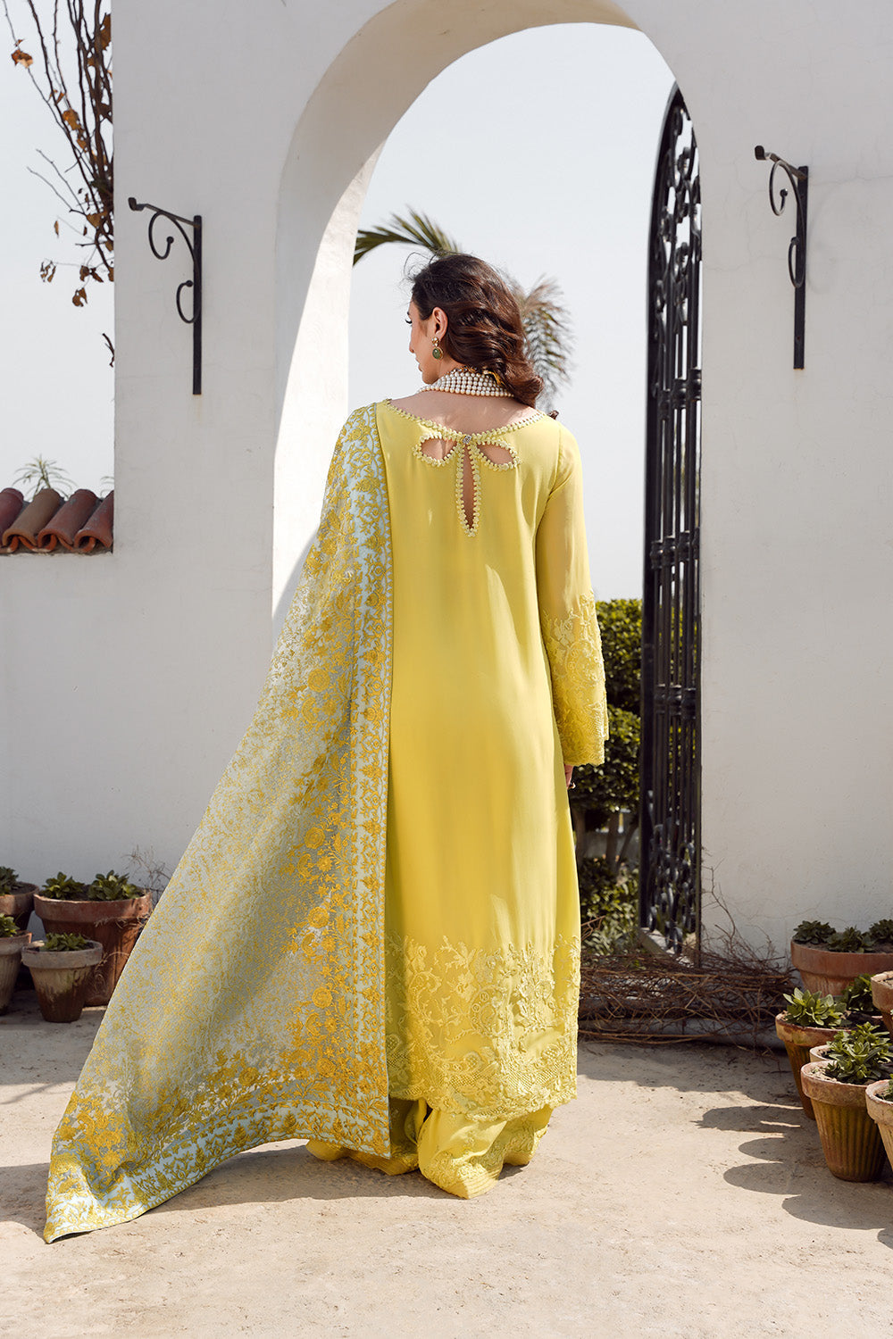 Nilofer Shahid | Verve Summer 24 | Evara (3pc) â Verve SS 24